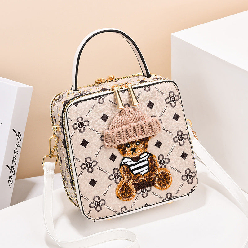 New Fashionable Versatile Women's Handbag (Creamy White)