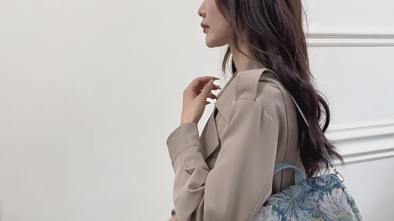 Lightweight Classic Floral Graphic Women’s Backpack (Brown)